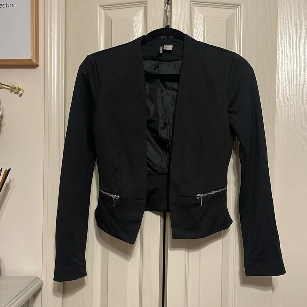 Beautiful Crop Black Blazer with silver mock zipper details